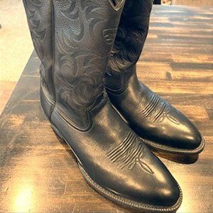 Mens Ariat Heritage R Toe Western Boot